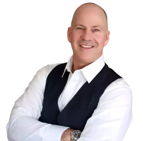 Aaron Albright, Oshawa, Real Estate Agent