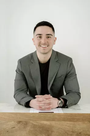 Aaron Lee, Windsor, Real Estate Agent