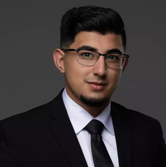 Akash Gill, Abbotsford, Real Estate Agent