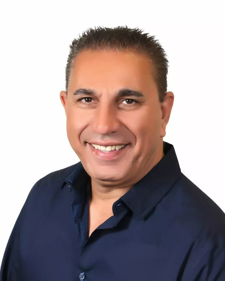 Akbar Zareh, Mississauga, Real Estate Agent