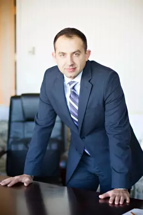 Alex Kuzhel, Toronto, Real Estate Agent
