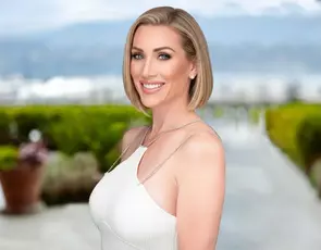 Alexandra Axsen, Kelowna, Real Estate Agent