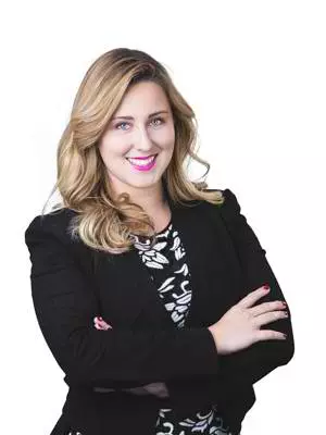Alexandra Roy, Quebec, Real Estate Agent