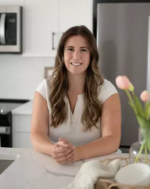 Alexis Smith, Halifax, Real Estate Agent