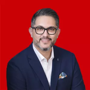 Ali Fara, Toronto, Real Estate Agent