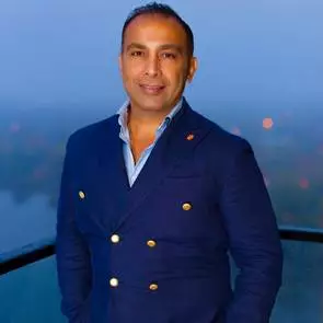 Alireza Samimi, Montreal, Real Estate Agent