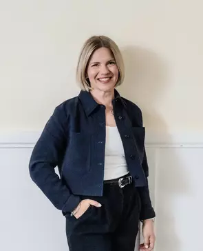 Alison August, Winnipeg, Real Estate Agent