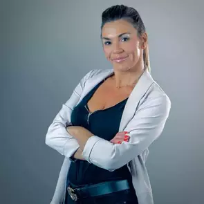 Alyssa Campbell, Regina, Real Estate Agent