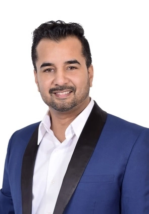 Aman Randhawa, Surrey, Insurance Agent