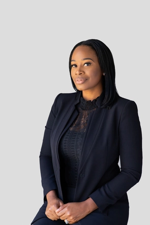 Amanda Irving, Mississauga, Real Estate Agent