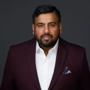 Amandeep Malhi, Edmonton, Real Estate Agent