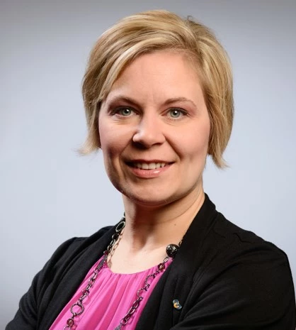Amber Tangjerd, Moose Jaw, Real Estate Agent