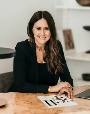 Amy Youngren, Toronto, Real Estate Agent