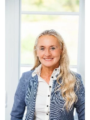 Ana Mladineo, Kitchener, Real Estate Agent