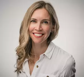 Andrea Kuronen, Oakville, Real Estate Agent