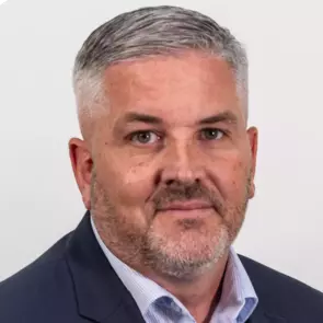 Andrew Courson, Paris, Real Estate Agent