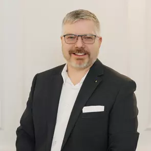 Andrew McAllister, Mississauga, Real Estate Agent