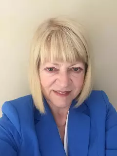 Angele Munro, Victoria, Real Estate Agent