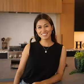 Anna Delovino, Calgary, Real Estate Agent