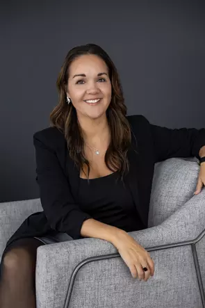 Anne Milot, Saint-Constant, Real Estate Agent