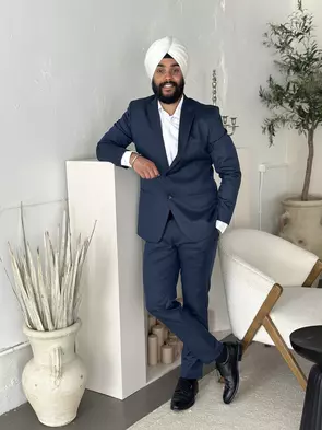 Anshdeep Singh, Windsor, Real Estate Agent