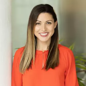 Ashleigh McCarthy, Oakville, Real Estate Agent