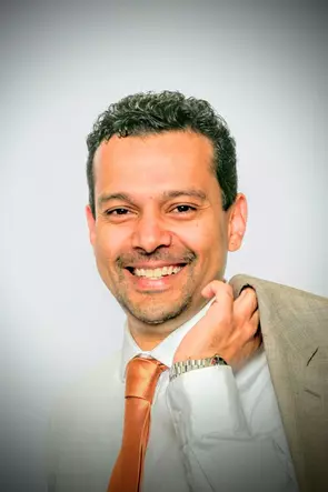 Asim Halai, Mississauga, Real Estate Agent