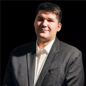 Austin Serbyniuk, Winnipeg, Real Estate Agent