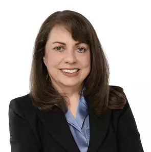 Becky Nay, Riverton, Real Estate Agent