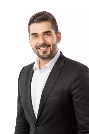 Behrooz Davani, Montreal, Real Estate Agent