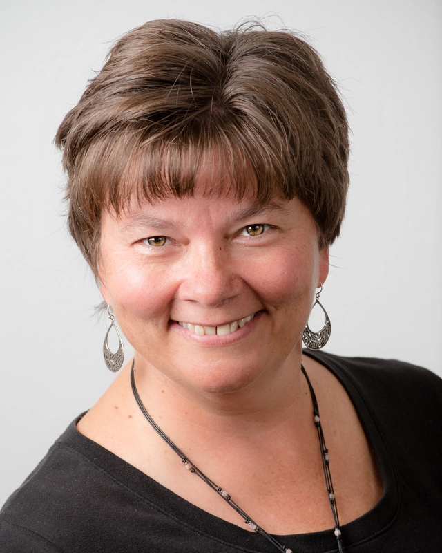 Beth Shearon, Granbury, Real Estate Agent