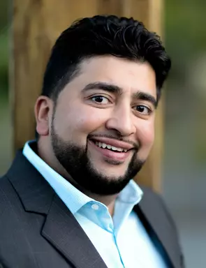 Binda Thind, Nanaimo, Real Estate Agent