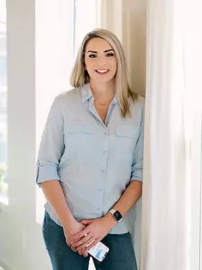 Brehannah Hopgood, Halifax, Real Estate Agent