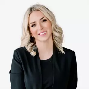 Brehannah Hopgood, Halifax, Real Estate Agent