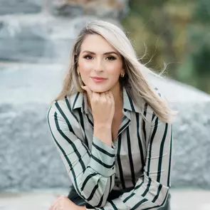 Brehannah Hopgood, Halifax, Real Estate Agent