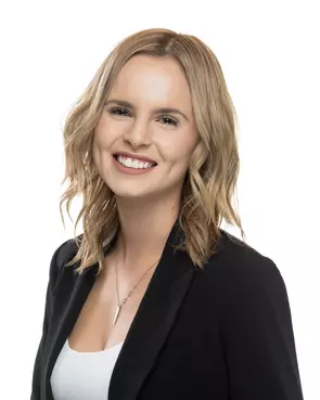 Bri Clark-Farmer, Cochrane, Real Estate Agent