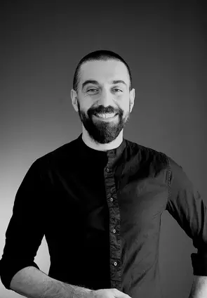 Cag Icer, Toronto, Real Estate Agent