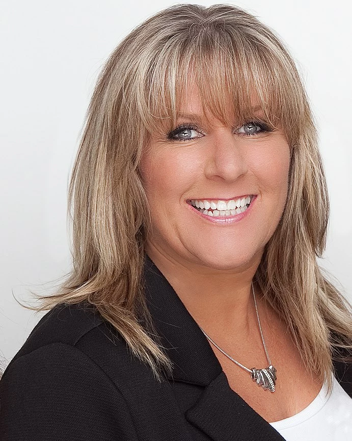 Cari Keeling, Mississauga, Real Estate Agent