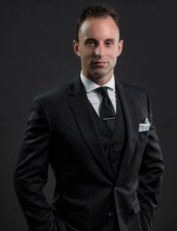Carlo Sorrenti, London, Real Estate Agent