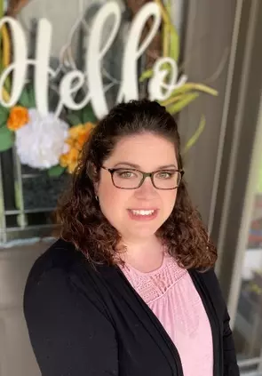 Carrie MacEwen, Belleville, Real Estate Agent