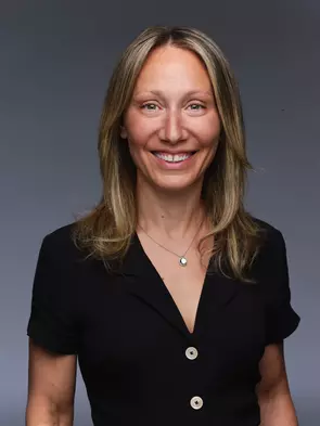 Carrie Wertheim, Vancouver, Real Estate Agent