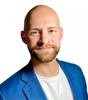 Carson Weston, Calgary, Real Estate Agent