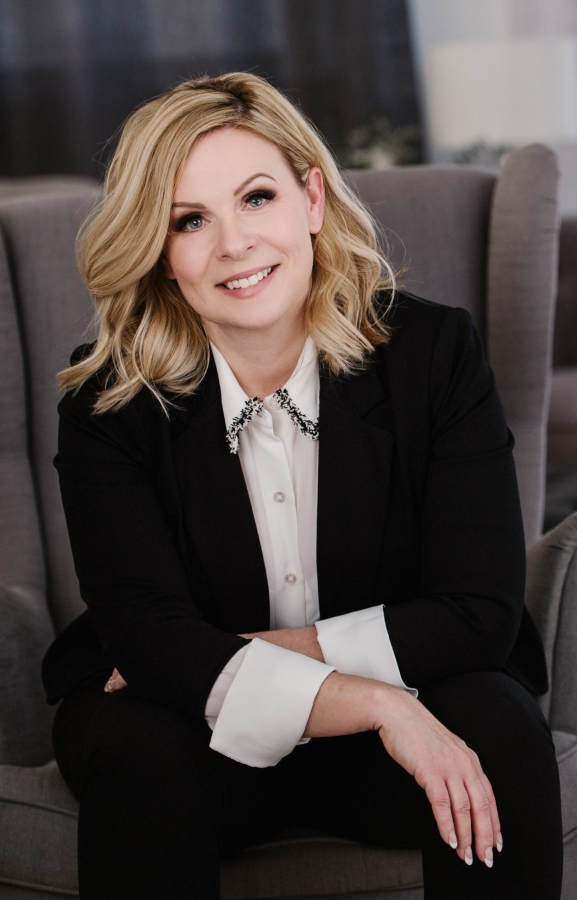 Casie Schellenberg, Grand Forks, Real Estate Agent