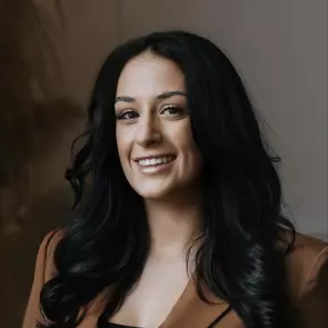 Cassandra Tari, Toronto, Real Estate Agent