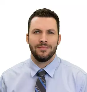 Chase Burns, Toronto, Real Estate Agent