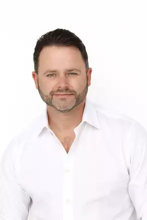Che Crockatt, Montreal, Real Estate Agent