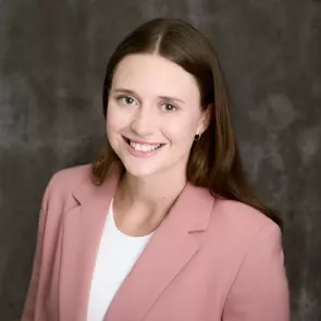 Chloe Triskan, Toronto, Real Estate Agent