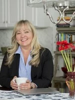 Christine Flynn, Comox, Real Estate Agent