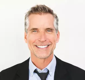 Chris Logan, Victoria, Real Estate Agent