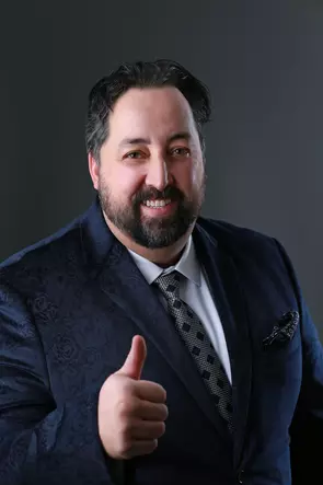 Christos Strifas, Laval, Real Estate Agent